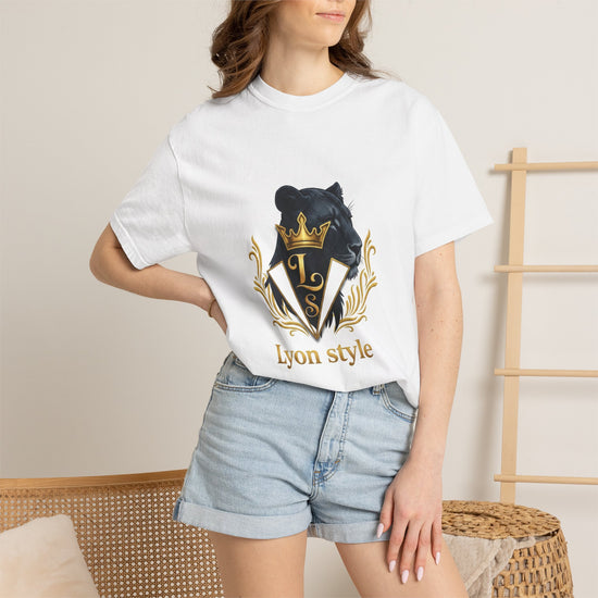 Lyon Style Crowned Lion T-Shirt